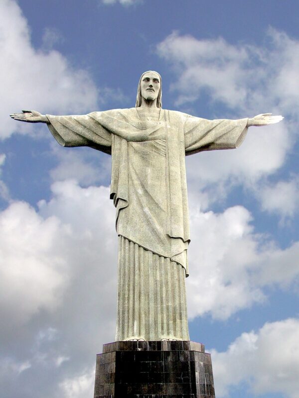 Cultural Immersion, Beaches & Helicopter: Discover <span class="highlighted-country">Brazil</span> from the Ground to the Sky